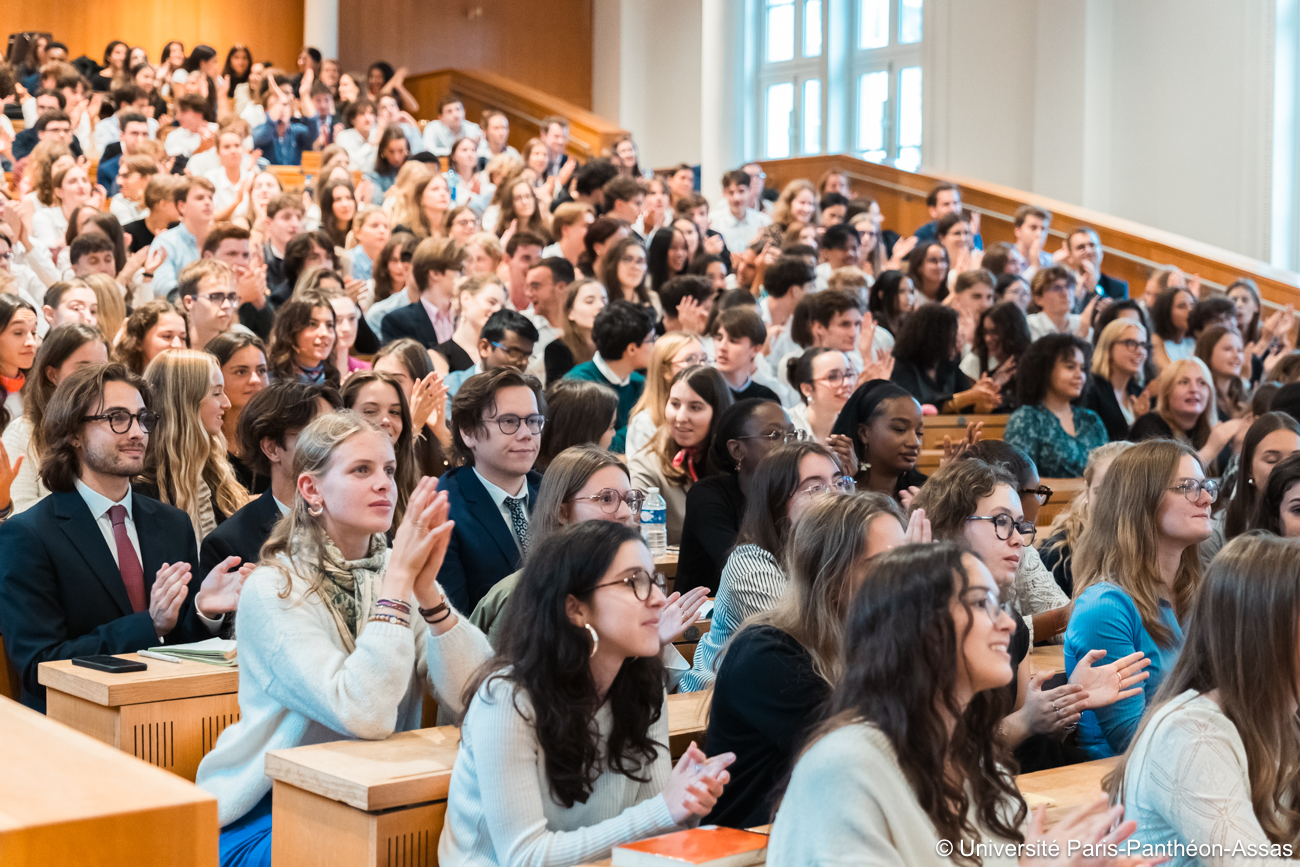 Photo de la rentrée solennelle 2025-2026 du Collège de droit et de l'École de droit Photo de la rentrée solennelle 2025-2026 du Collège de droit et de l'École de droit