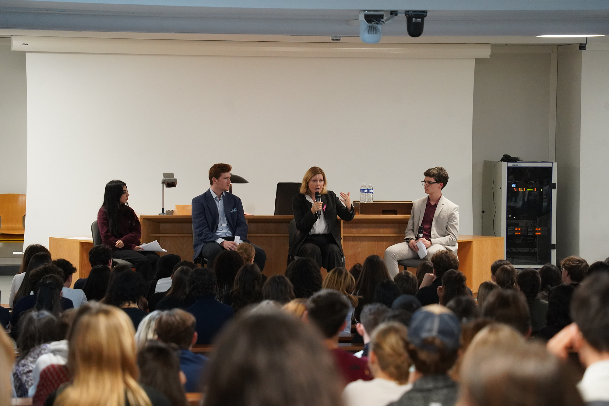 conférence avec Yaël BRAUN-PIVET