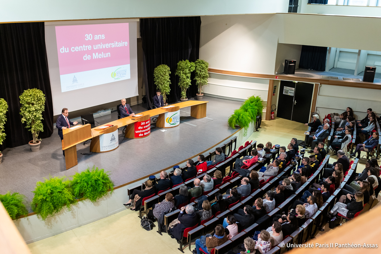 Cérémonie des 30 ans de Melun - vue panoramique - discours de M. Louis Voge