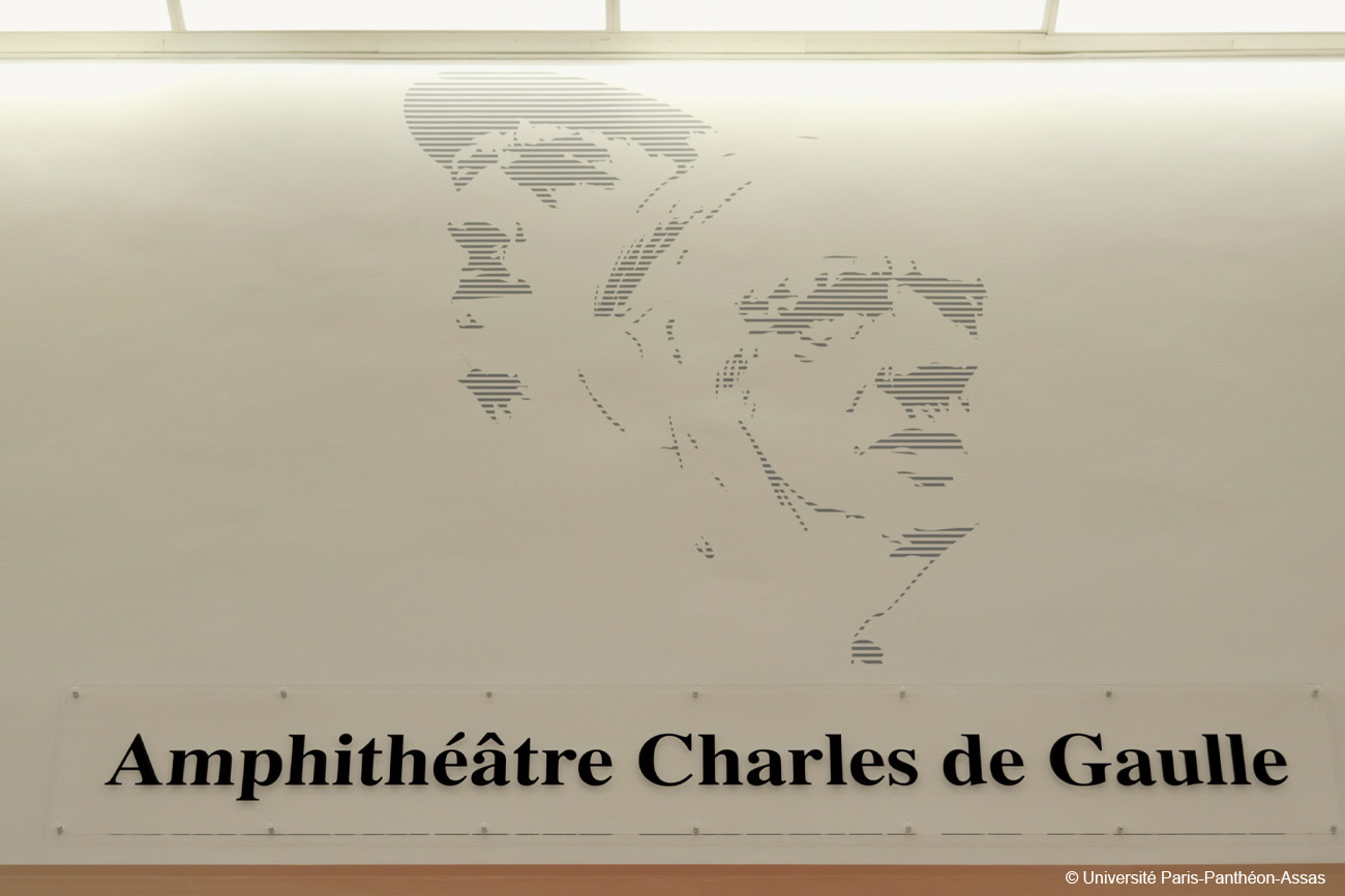 Fresque murale du baptême de l'amphithéâtre Charles de Gaulle